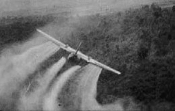 Versprühen von "Agent Orange" über Vietnam